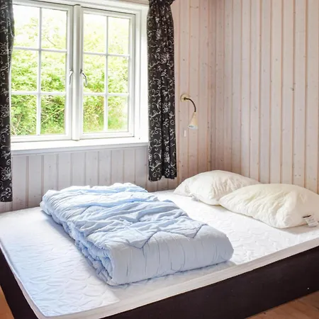 4 Bedroom Cozy In Tranekaer Holiday home
